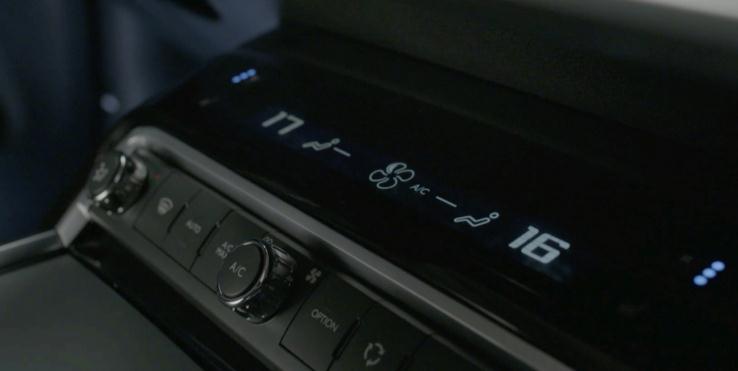 巴斯特的极致天窗工艺AYX爱游戏遇见伟(图11)