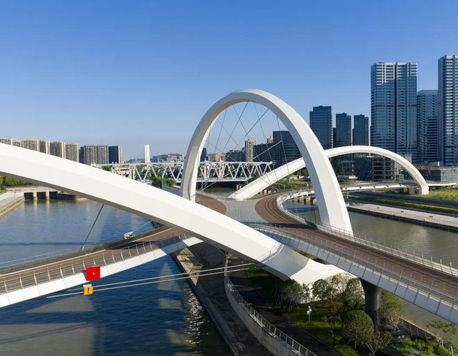 所设计大运河“门户”一座绝美步行桥爱游戏爱体育杭州新地标！扎哈事务(图2)